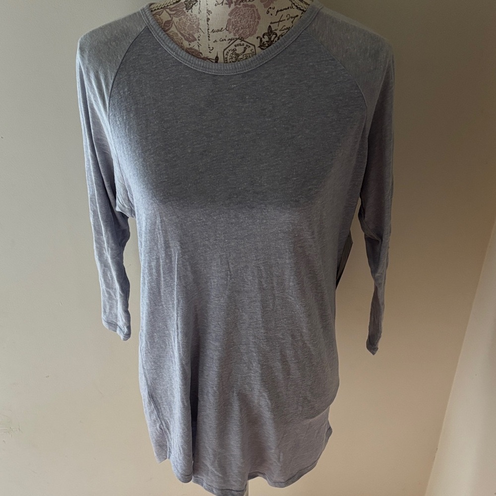 LuLaRoe Gray Randy shirt nwt medium